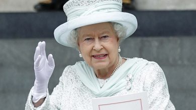 Photo of  الملكة إليزابيث تلعق العمل بالبرلمان البريطاني قبل أسابيع من بريكسيت ! لماذا ؟