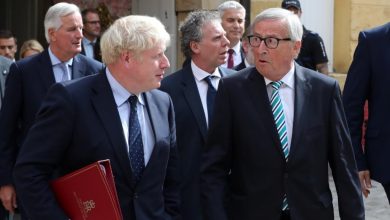 Photo of بعد مفاوضات طويلة الحكومة البريطانية والإتحاد الأوروبي يتوصلان لـ إتفاق نهائي حول ” بريكست ” ! والمعارضة ترفضه