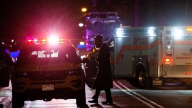 Photo of هجوم يستهدف منزل حاخام يهودي في نيويورك .. وإصابة خمسة أشخاص 